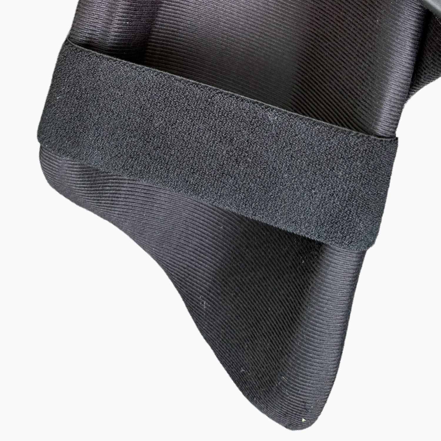 Bolt Defender Thigh Guard
